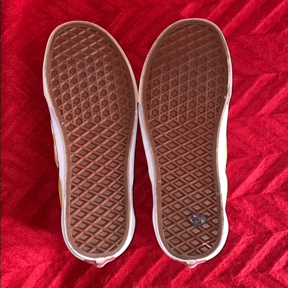 Vans - Picture 5 of 6